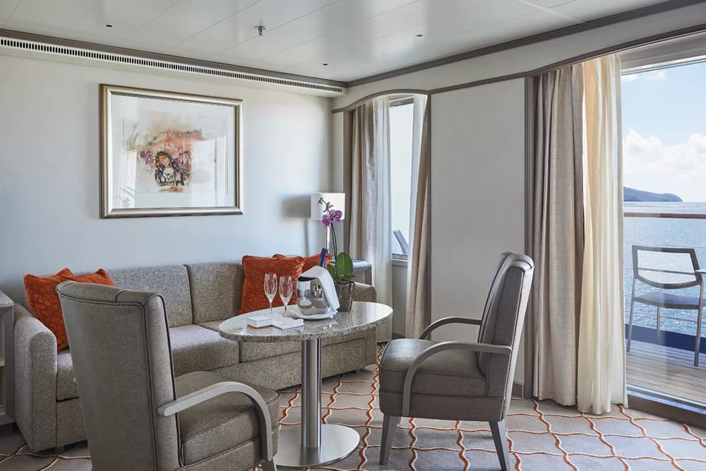 Silver Shadow Suite cabin