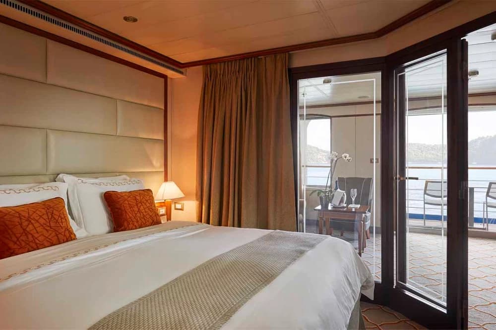 Silver Whisper Suite cabin