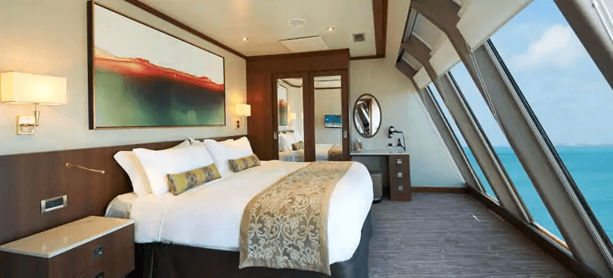 Norwegian Dawn Suite cabin