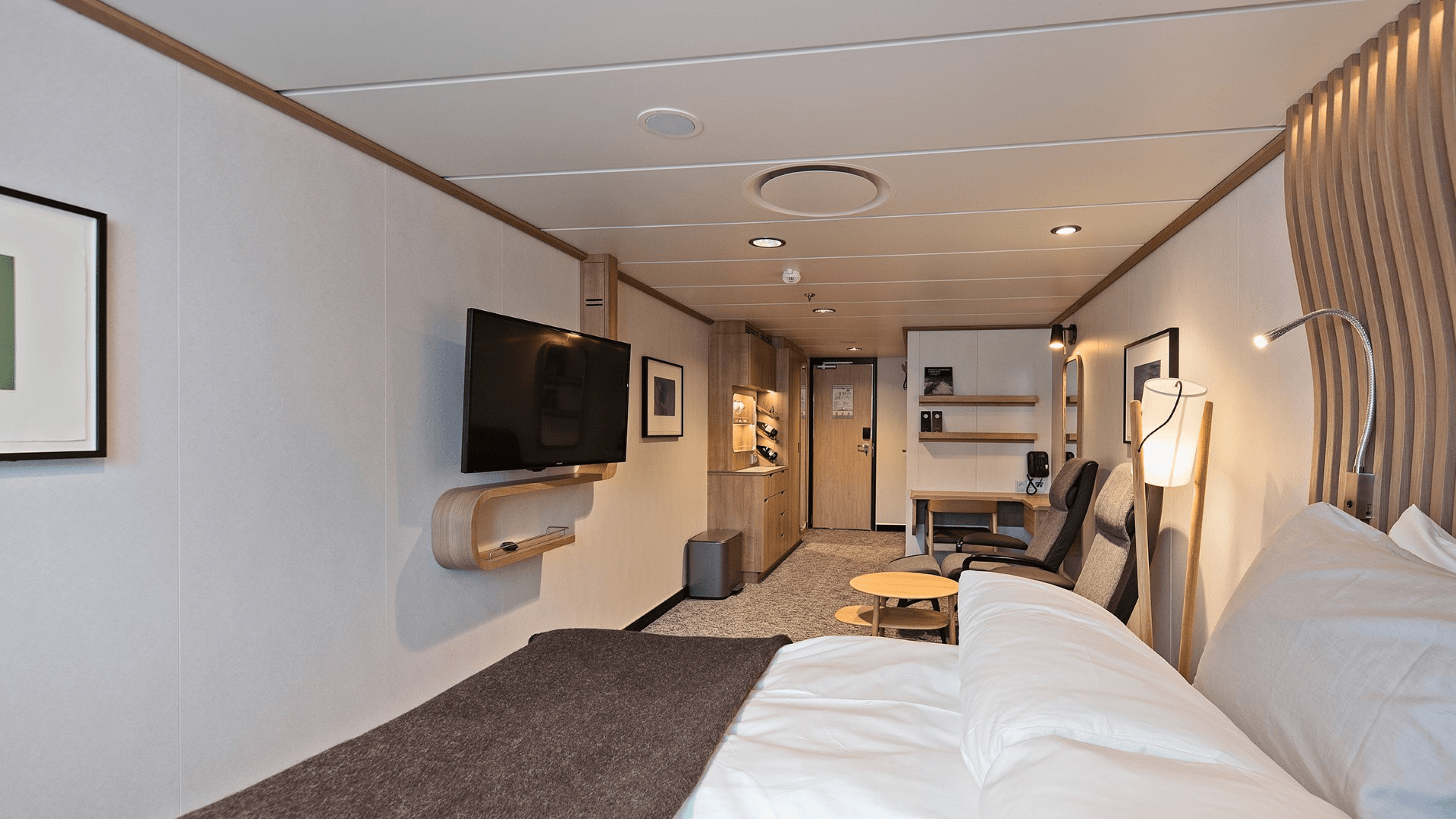 MS Fridtjof Nansen Oceanview cabin