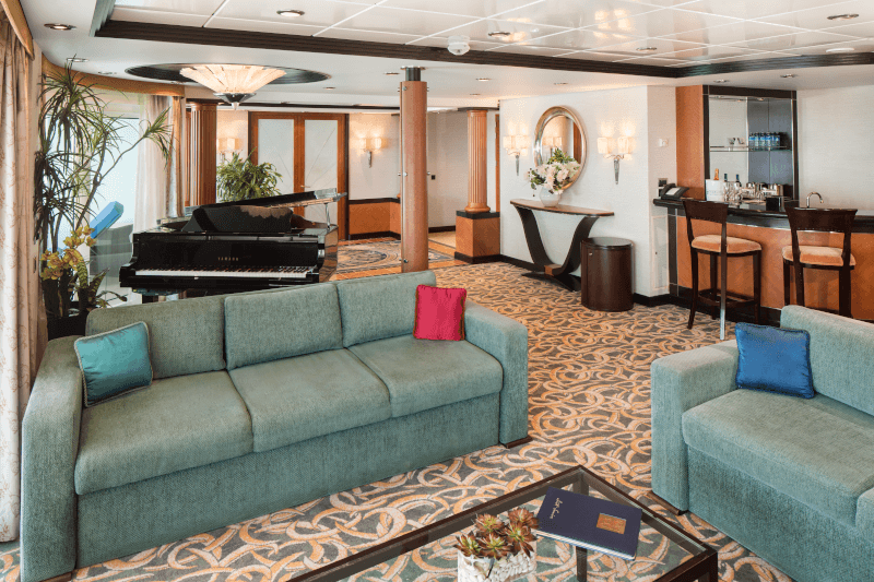 Freedom of the Seas Suite cabin