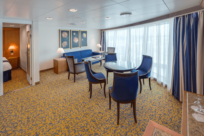 Serenade of the Seas Suite cabin