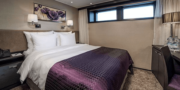 Avalon Envision Oceanview cabin