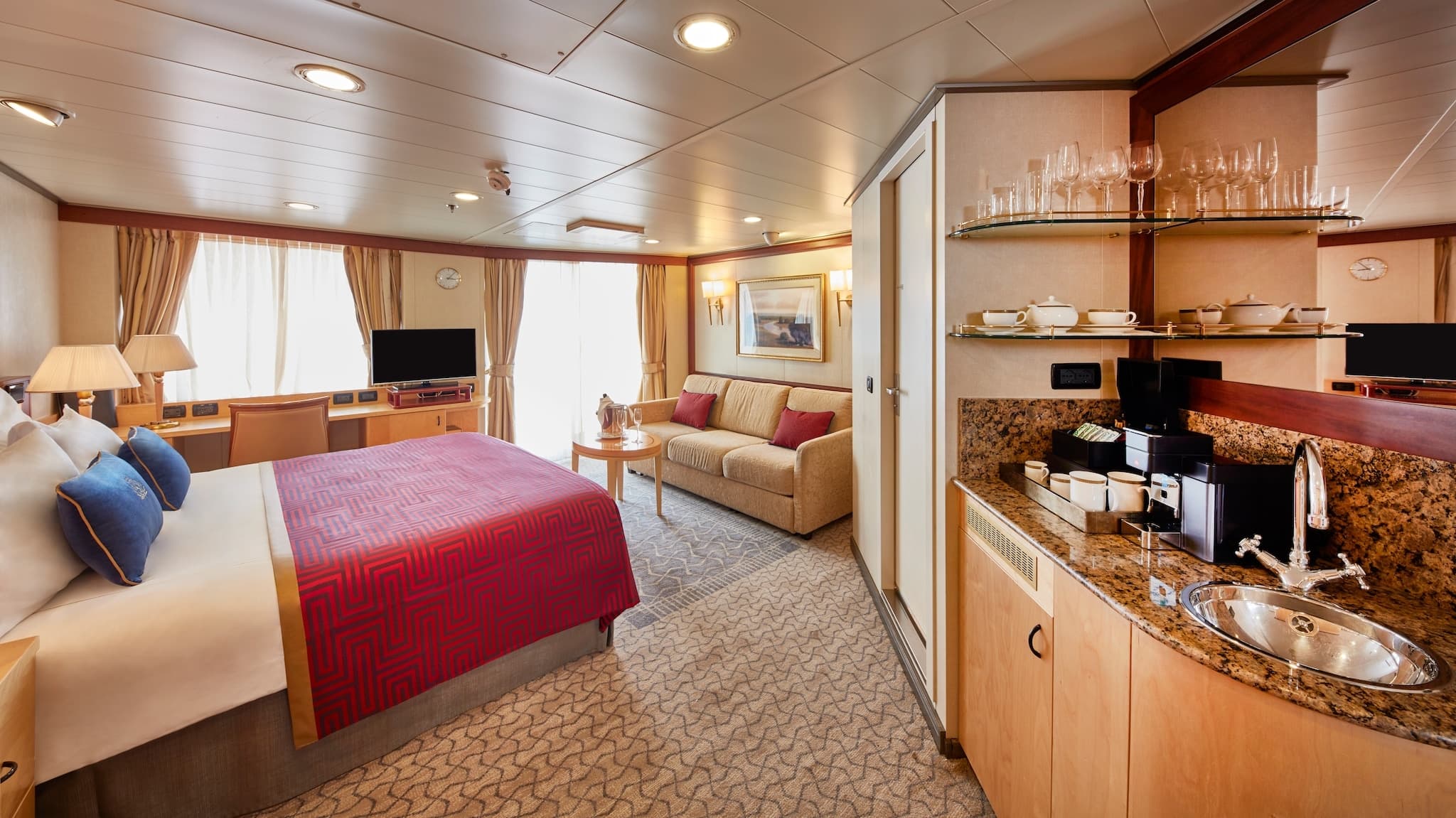 Queen Victoria Suite cabin