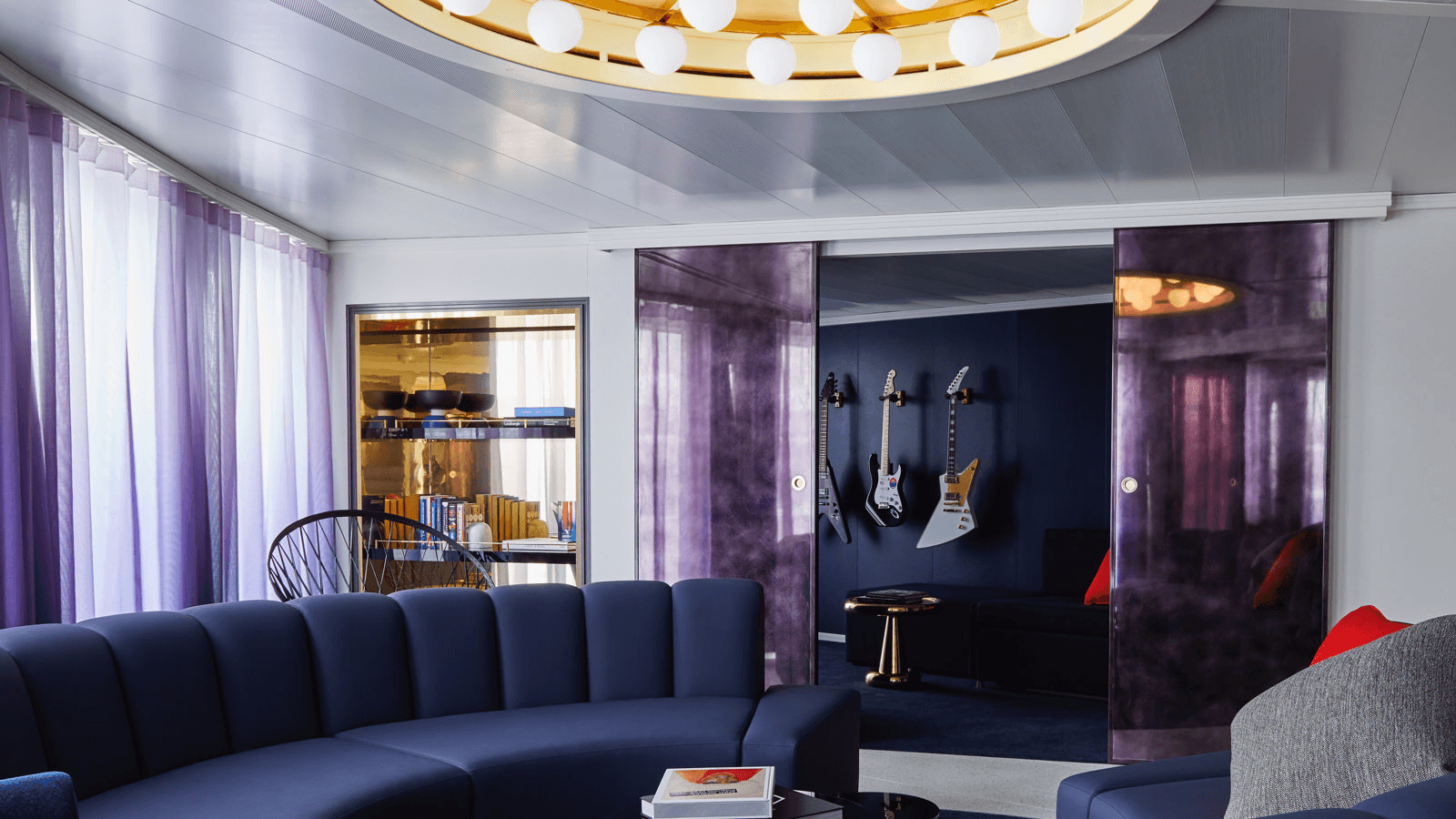 Brilliant Lady Suite cabin