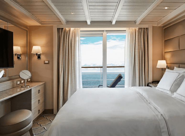 Silver Cloud Suite cabin