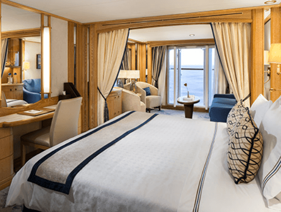 Star Legend Balcony cabin