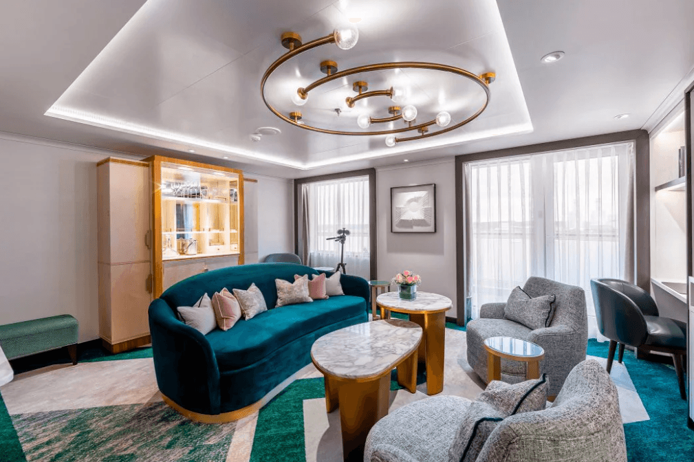 Queen Anne Suite cabin