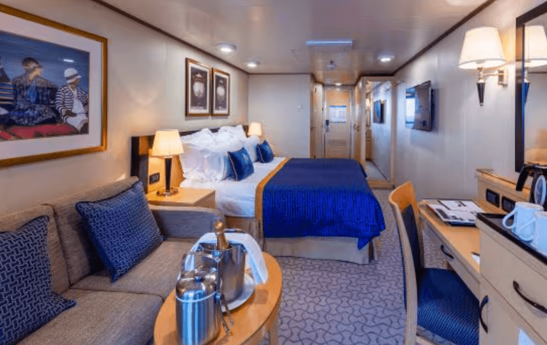 Queen Elizabeth Balcony cabin