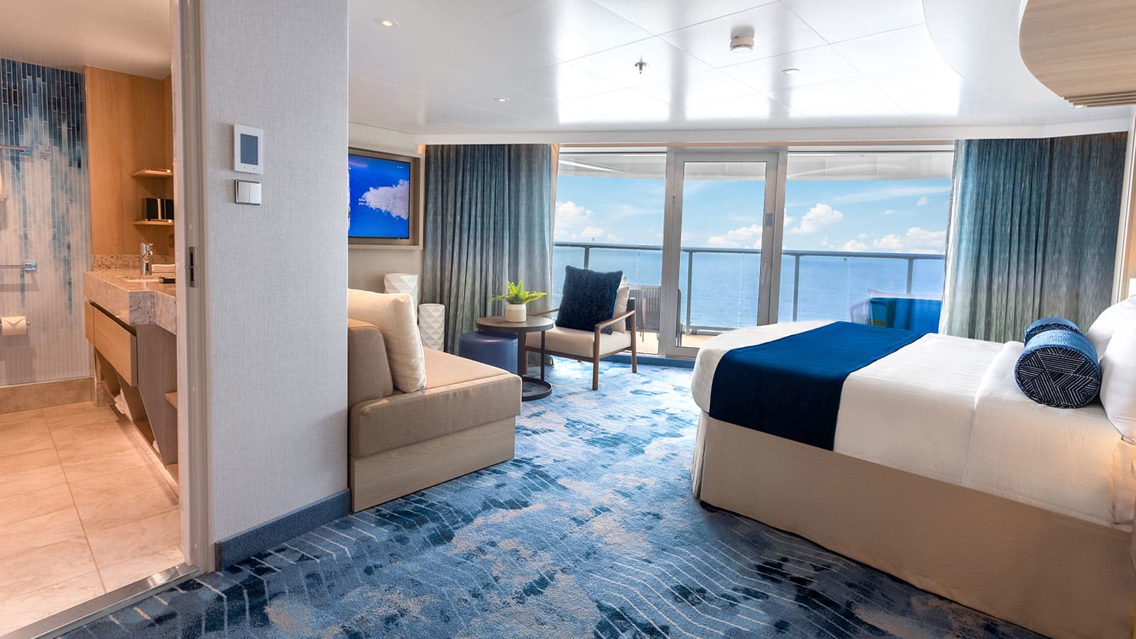 Legend of the Seas Suite cabin