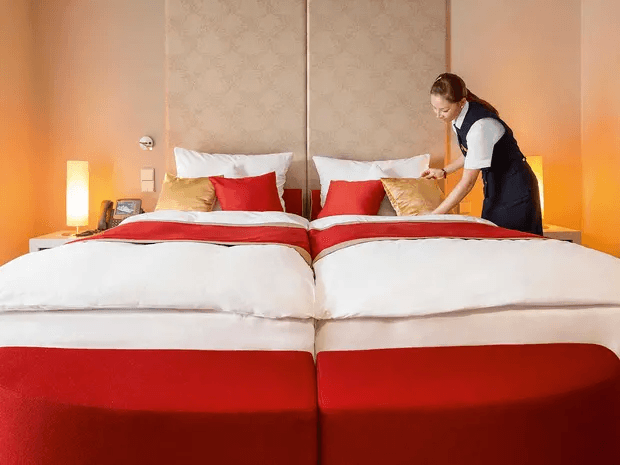 MS EUROPA Suite cabin