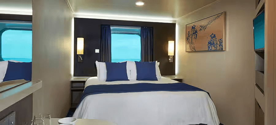Norwegian Joy Oceanview cabin
