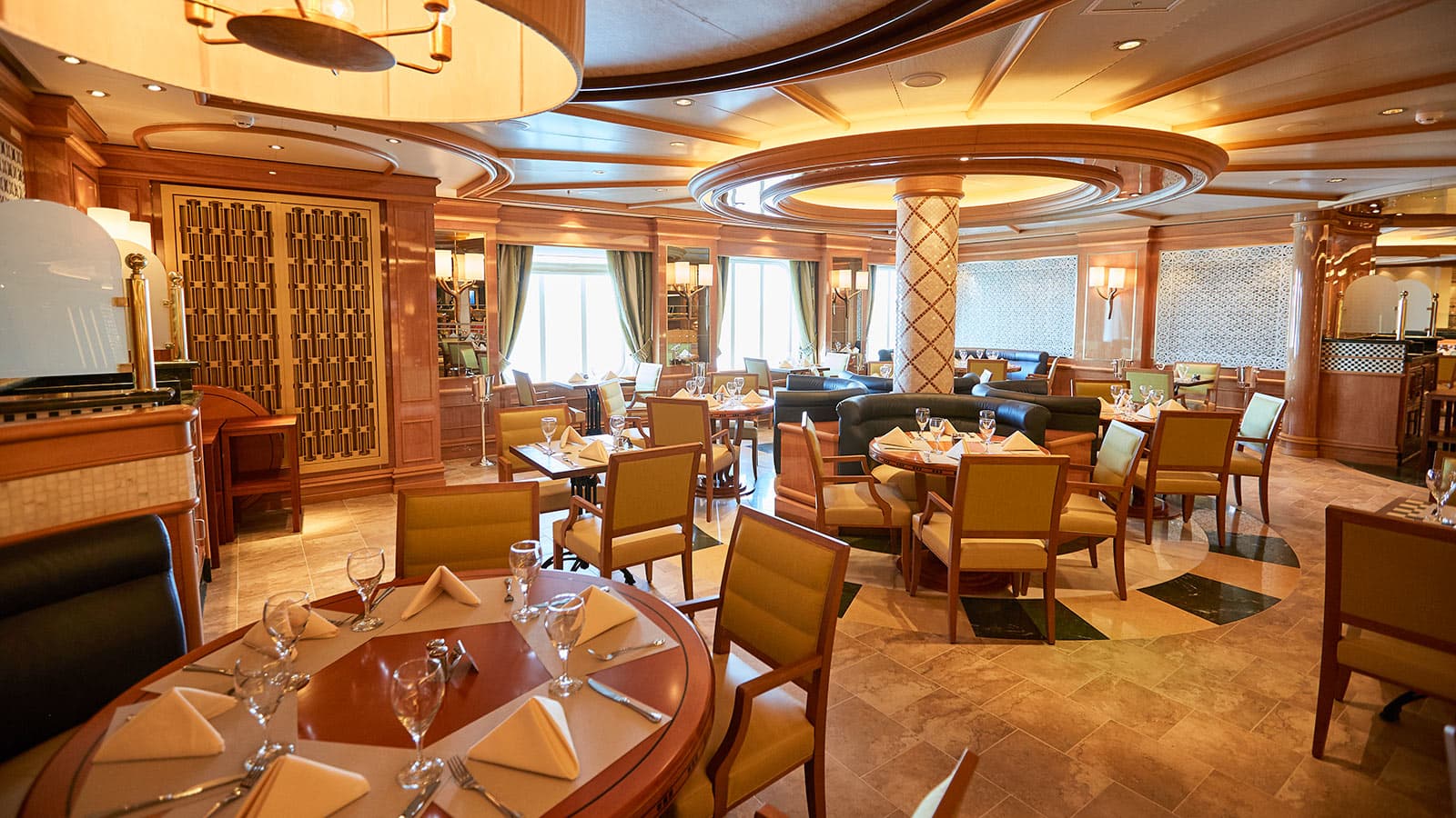 Sapphire Princess cruise ship