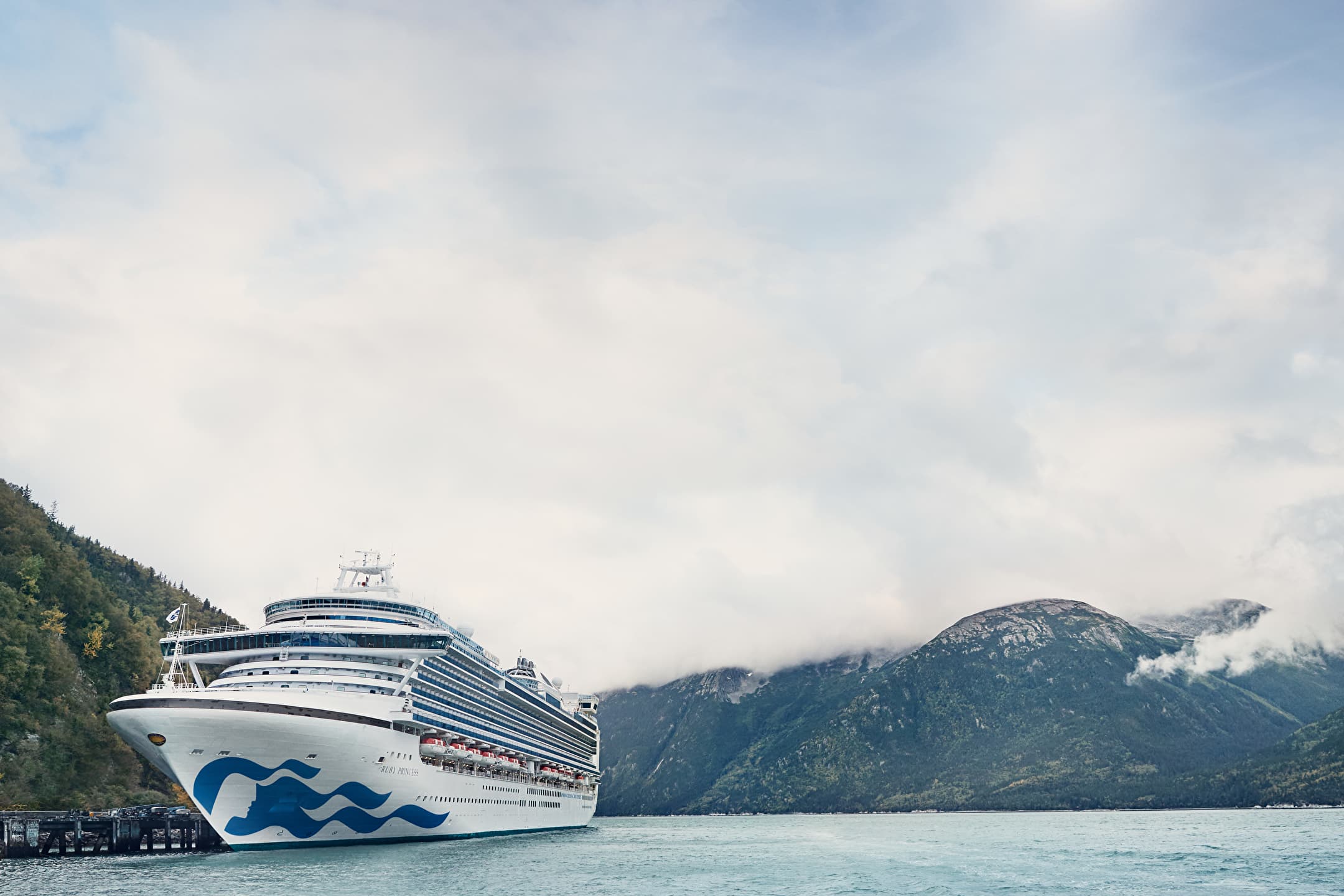 Ruby Princess cruise ship