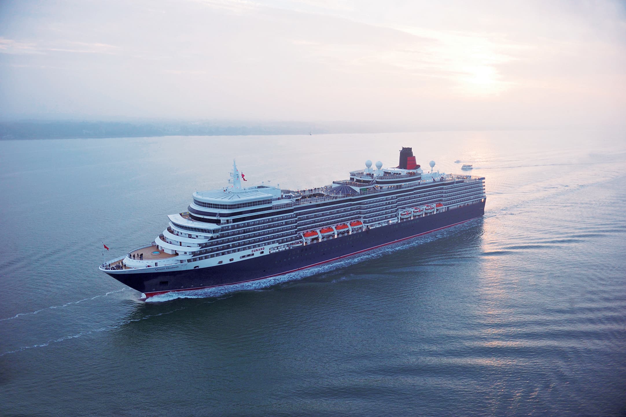 Queen Elizabeth cruise ship