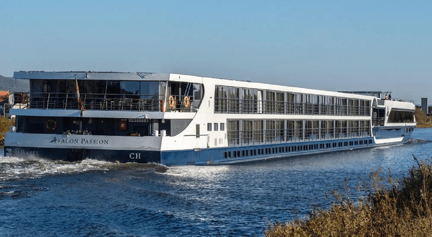 Avalon Passion - The Danube from Romania to Budapest