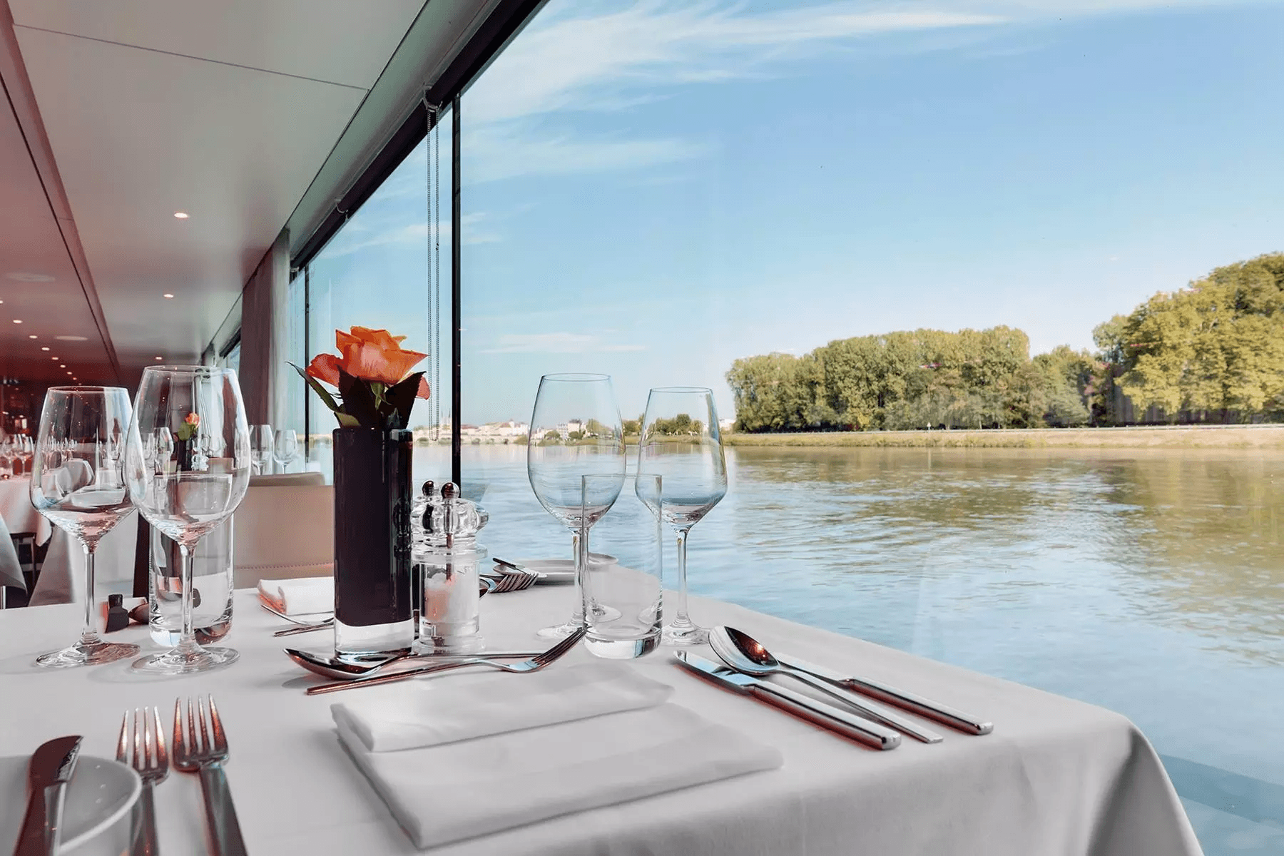 Emerald Liberte cruise ship