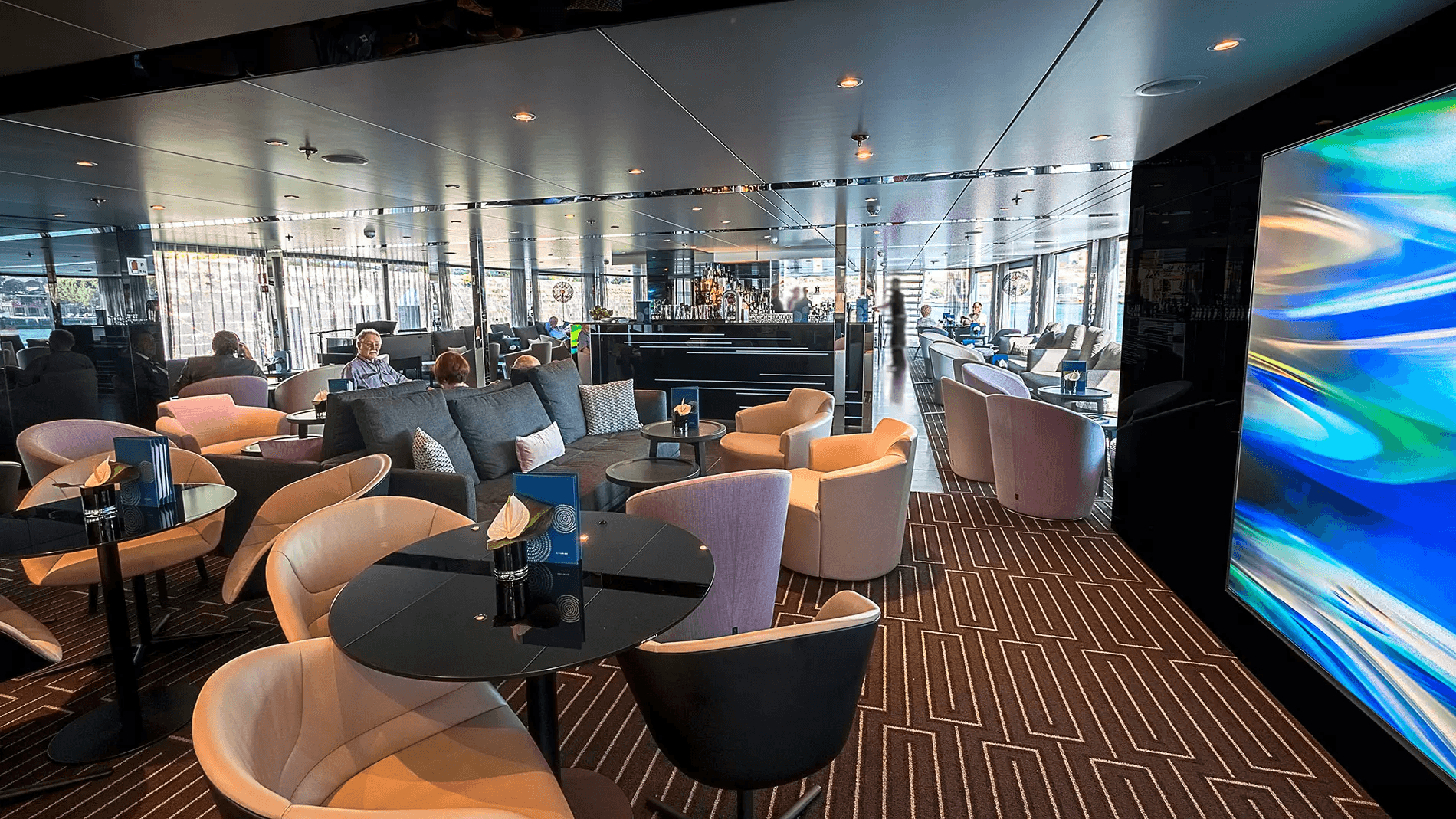 Horizon Bar