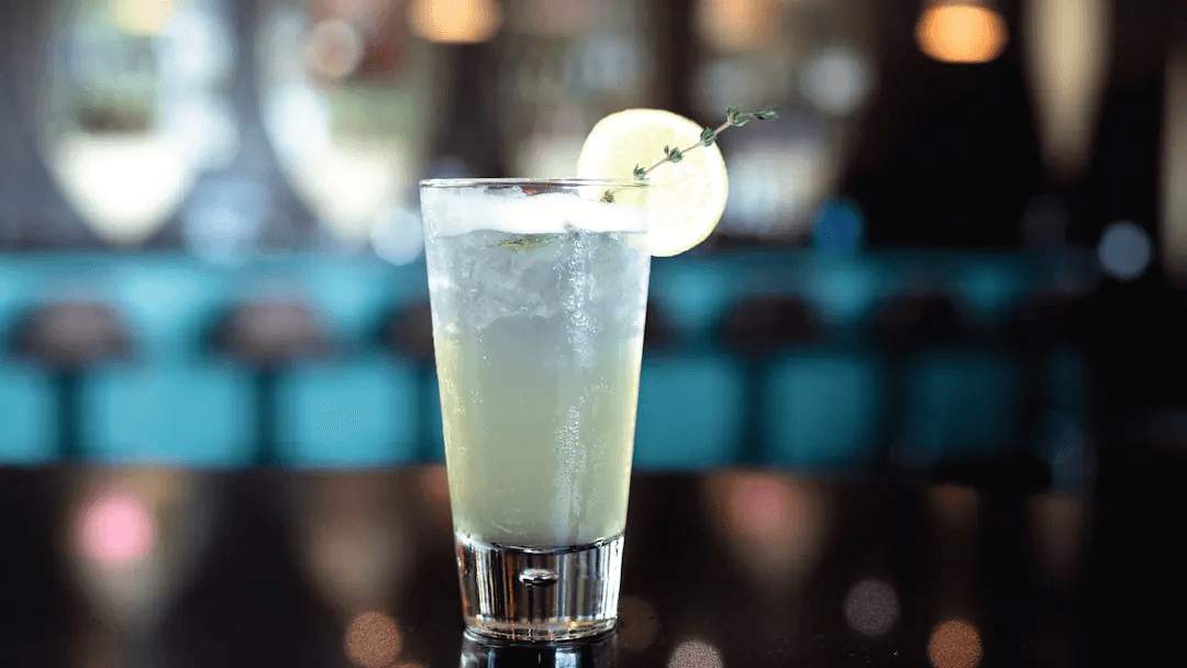 Bar 53