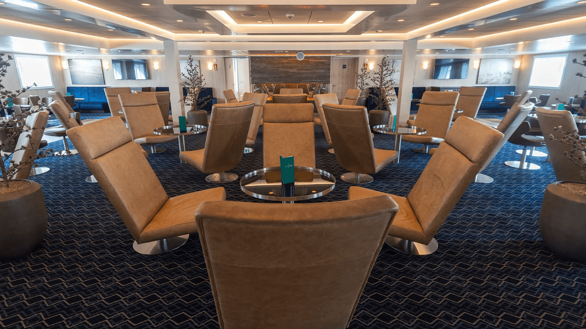 MS Spitsbergen cruise ship