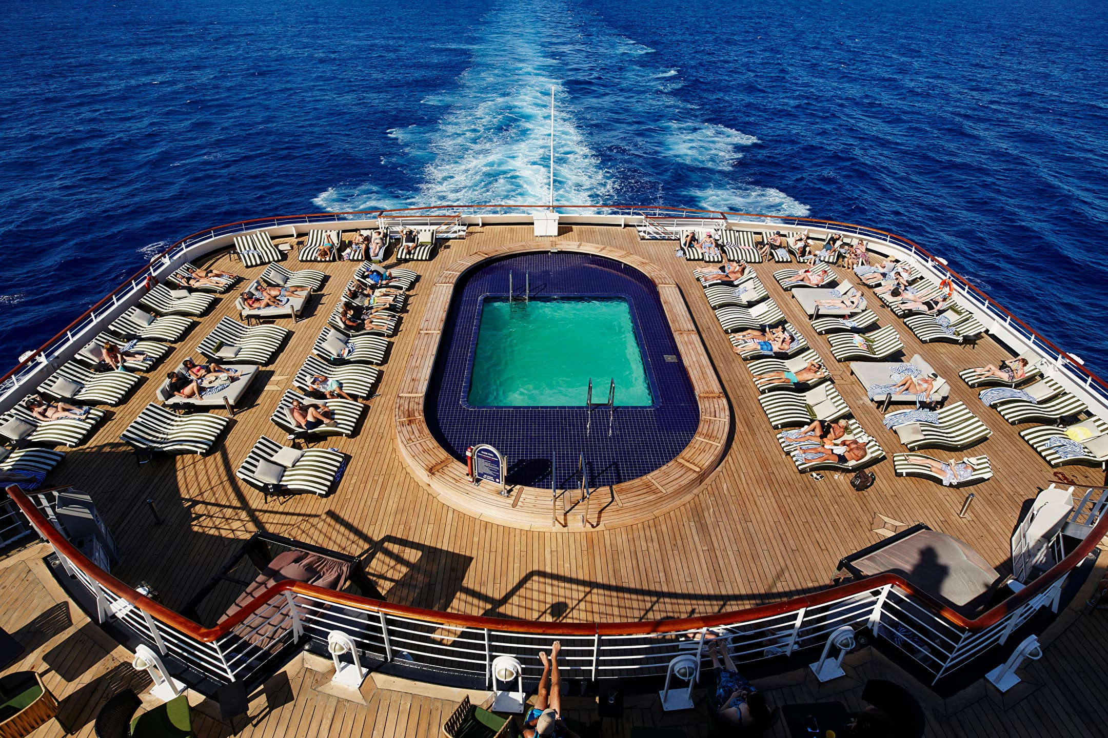OceanBar&Pool deck10