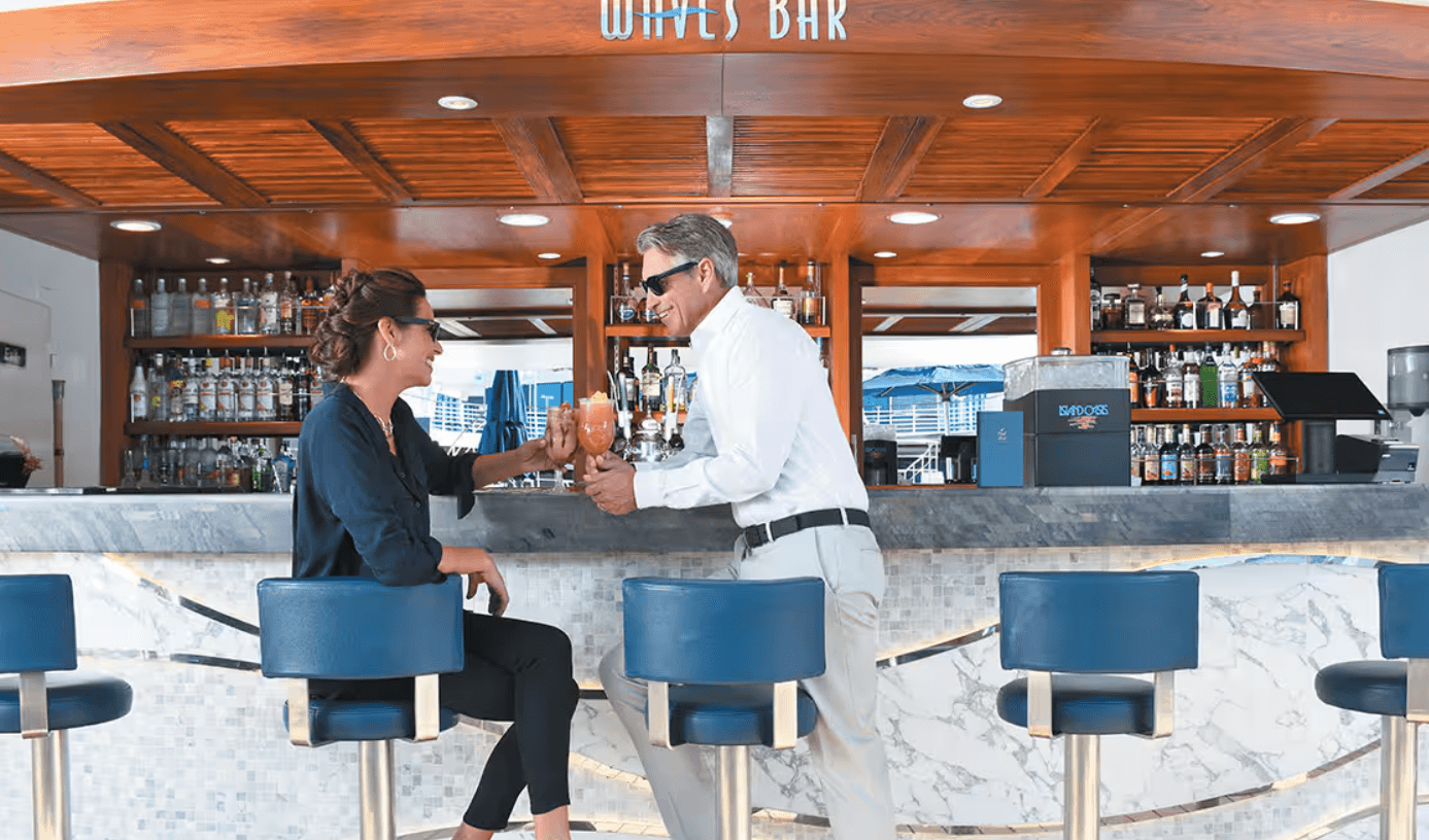Waves Bar