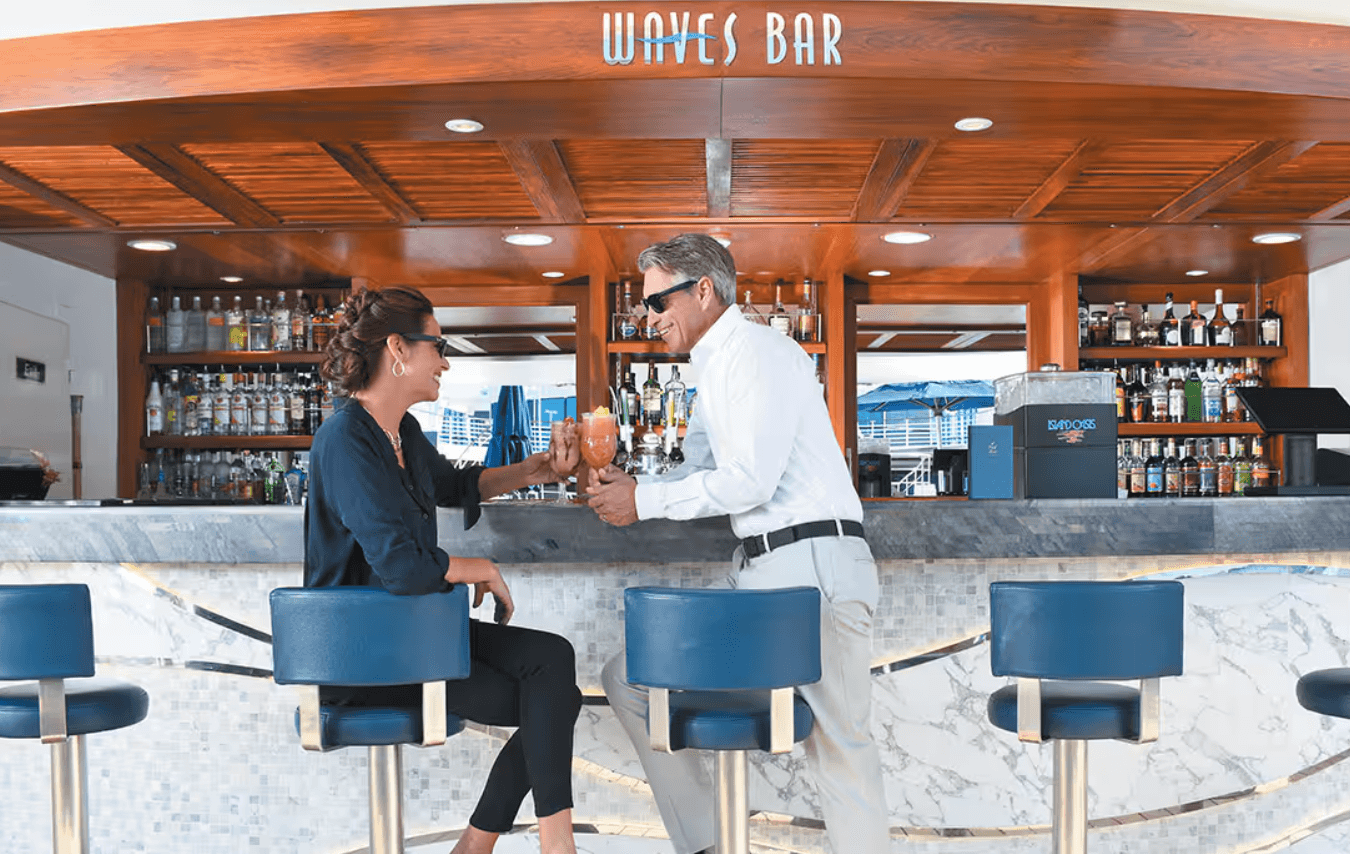 Waves Bar