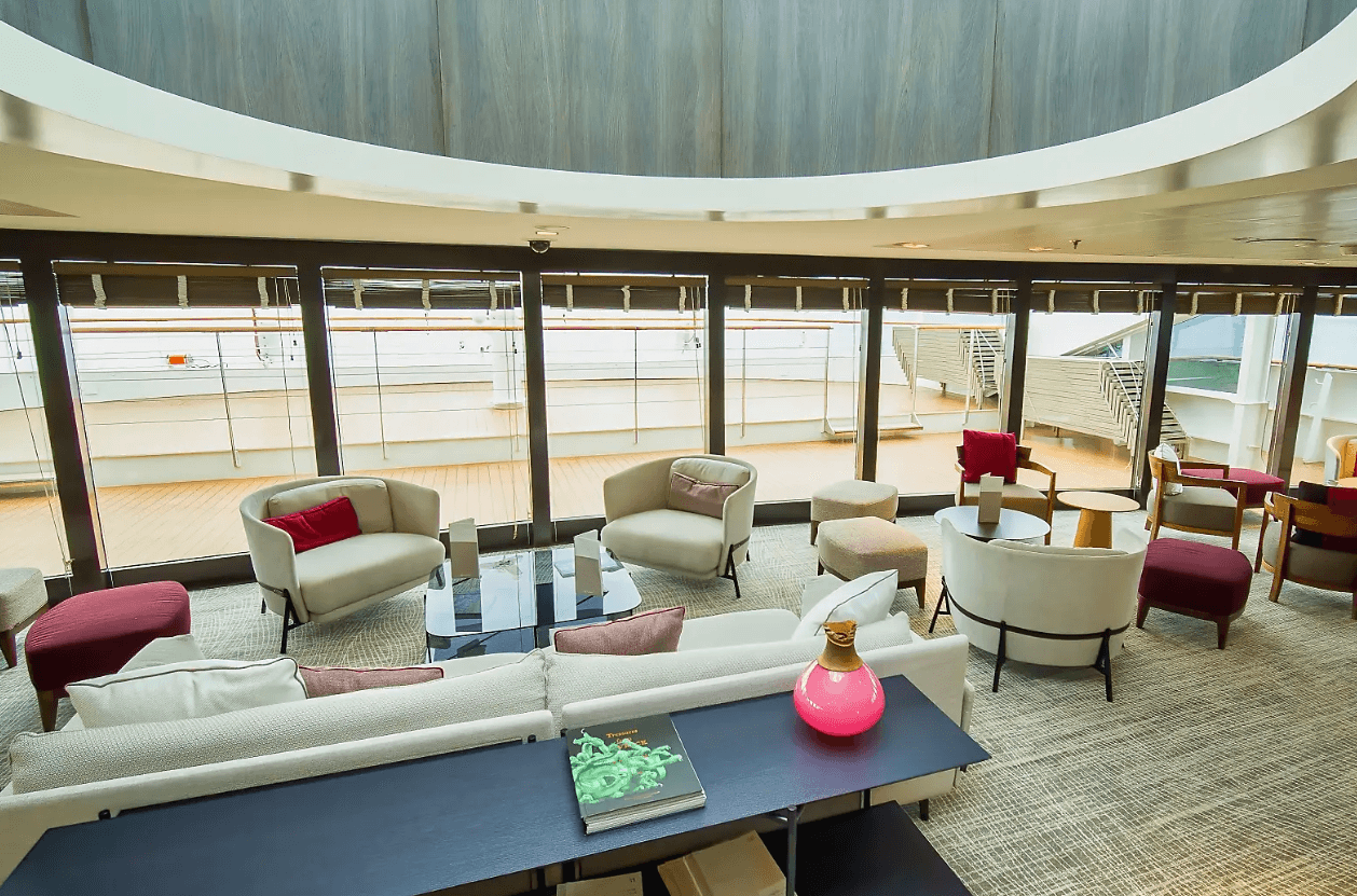 Main Lounge