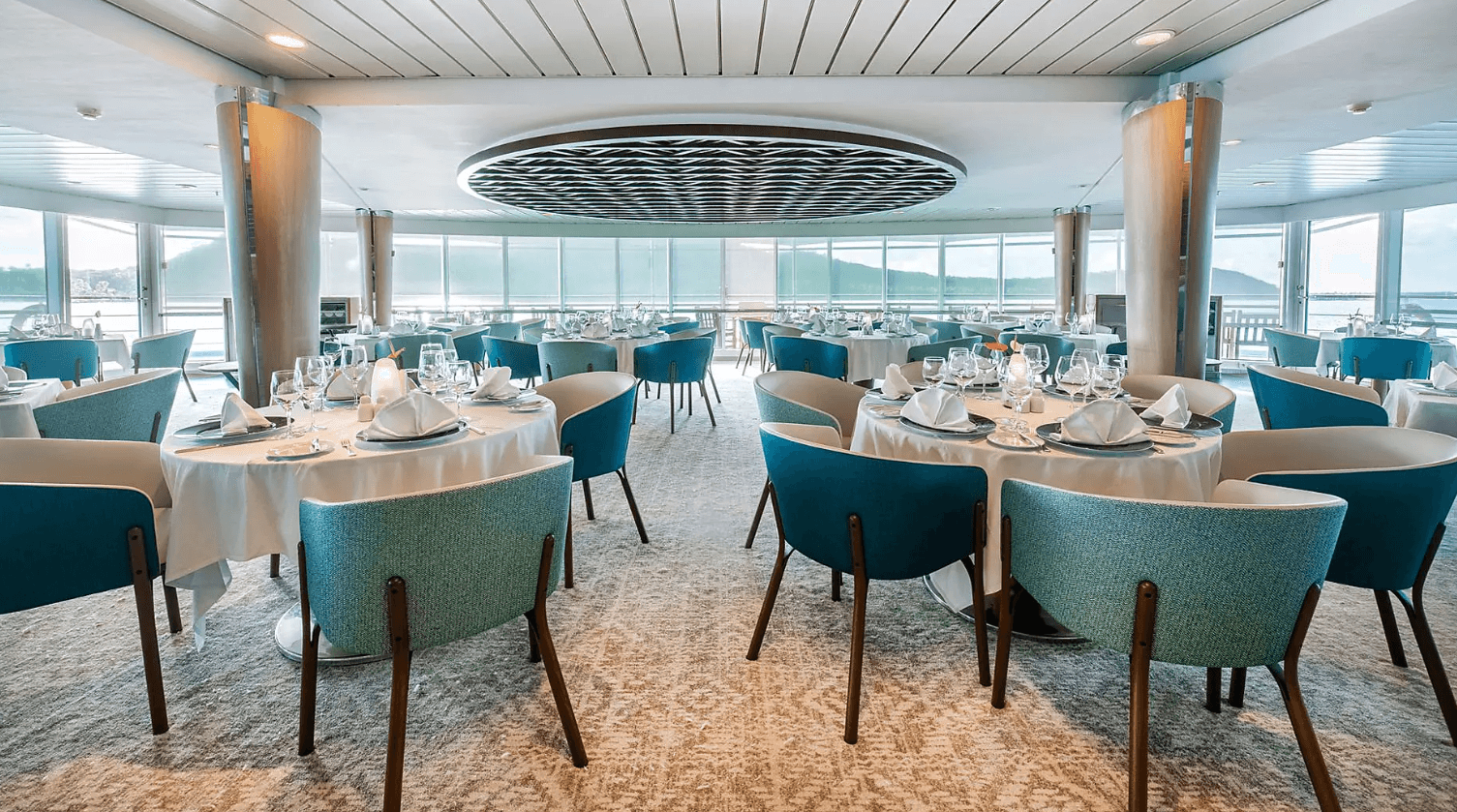 Le Paul Gauguin cruise ship