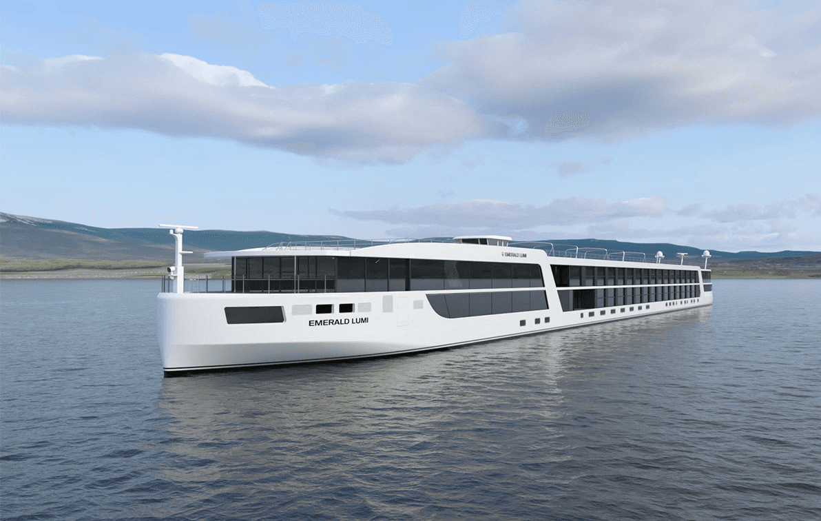 Emerald Lumi cruise ship