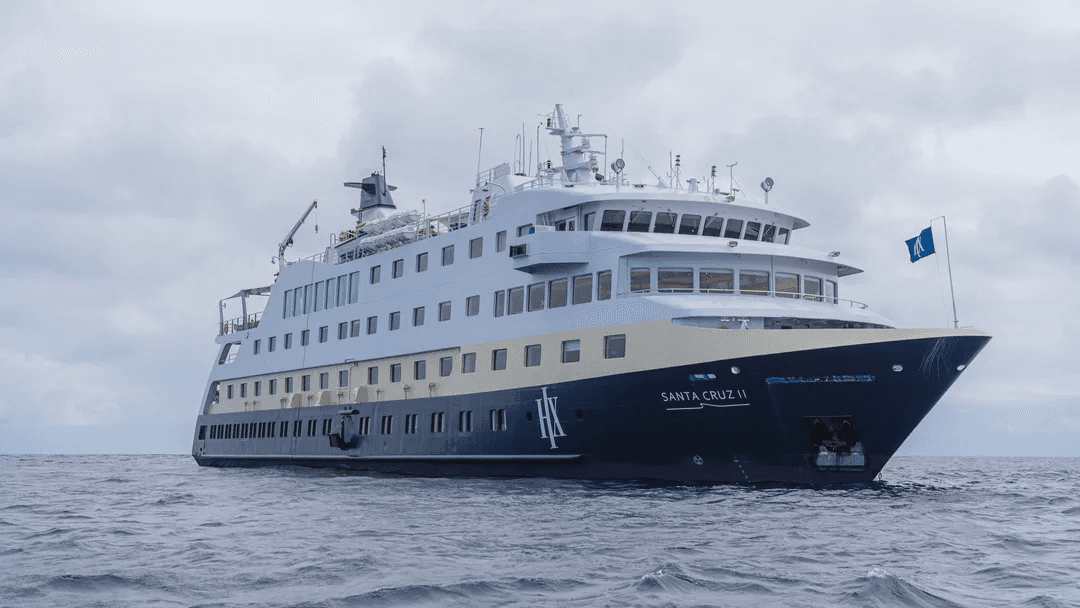 MS Santa Cruz II - Galápagos Islands - In Darwin’s Footsteps (Eastern Route)