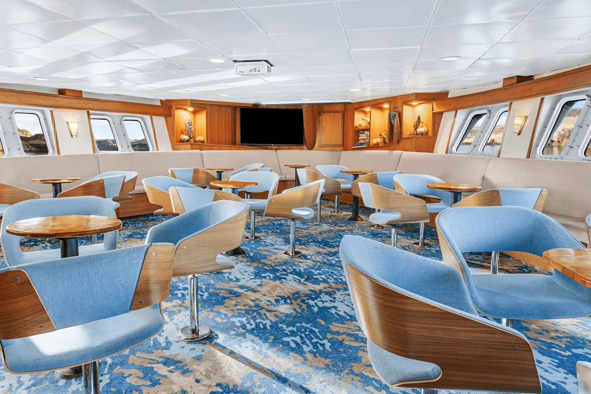 National Geographic Sea Lion cruise ship