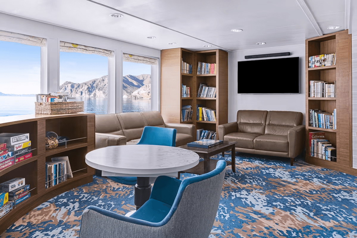 National Geographic Venture cruise ship