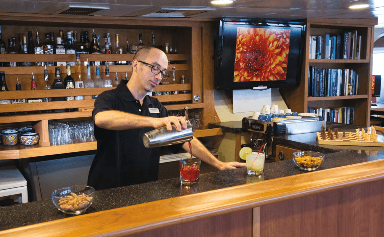 Bar
