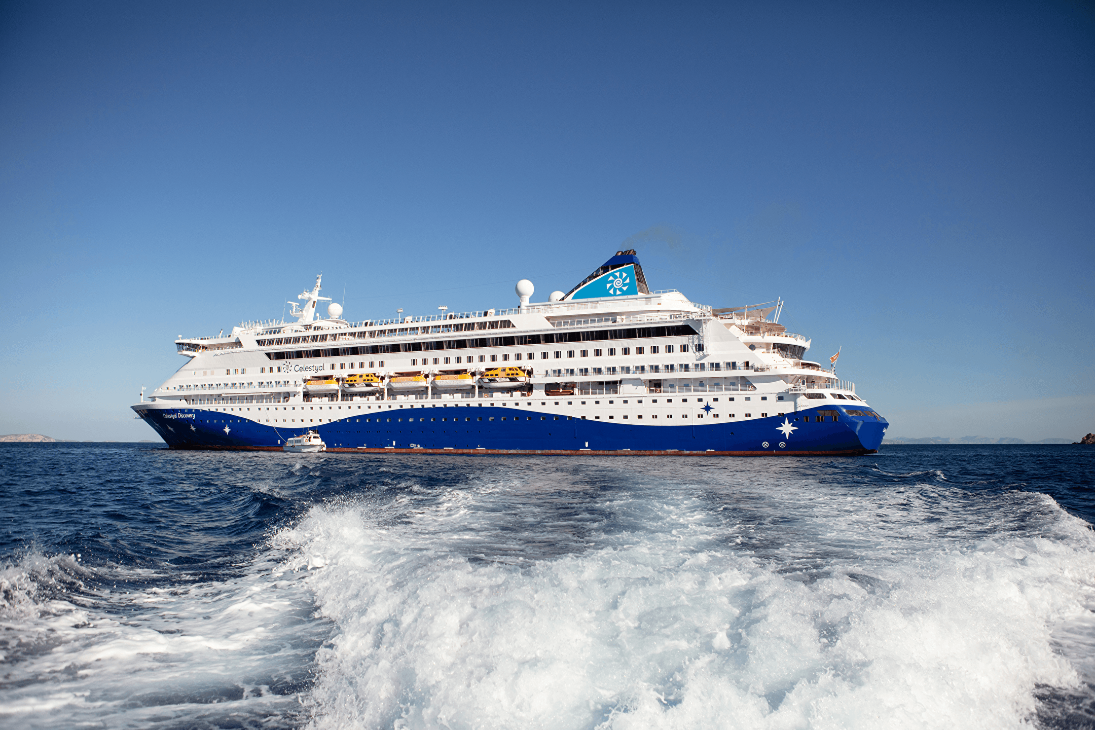 Discovery Tender View 01