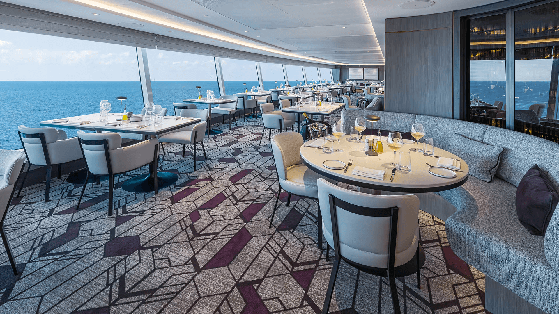 dining Palomar