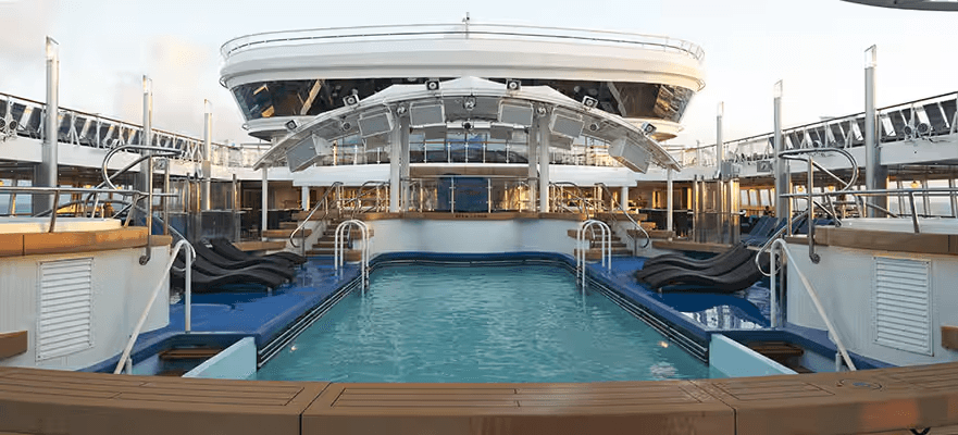 Oasis Pool
