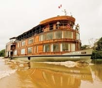Delfin II - Upper Amazon: A River Expedition