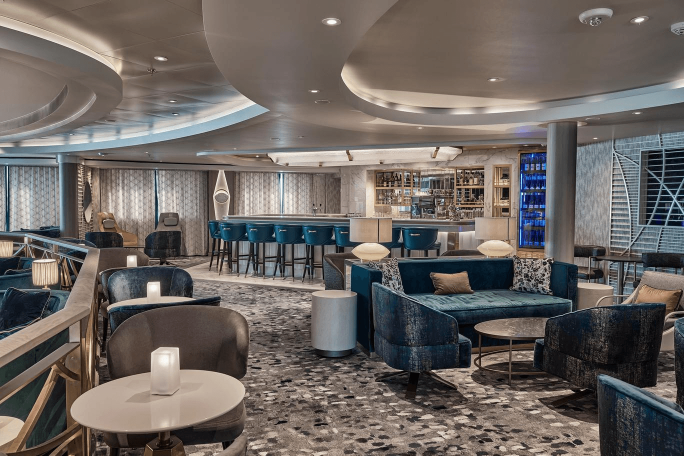 Explorer Lounge